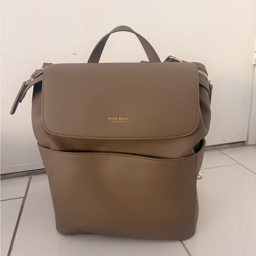 Mina Baie Midi Kinney Clay